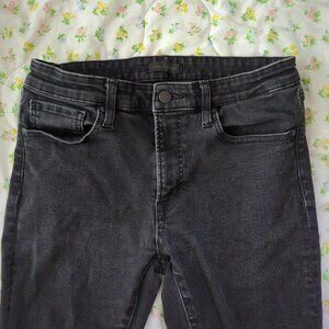 Men's skinny jeans by Uniqlo